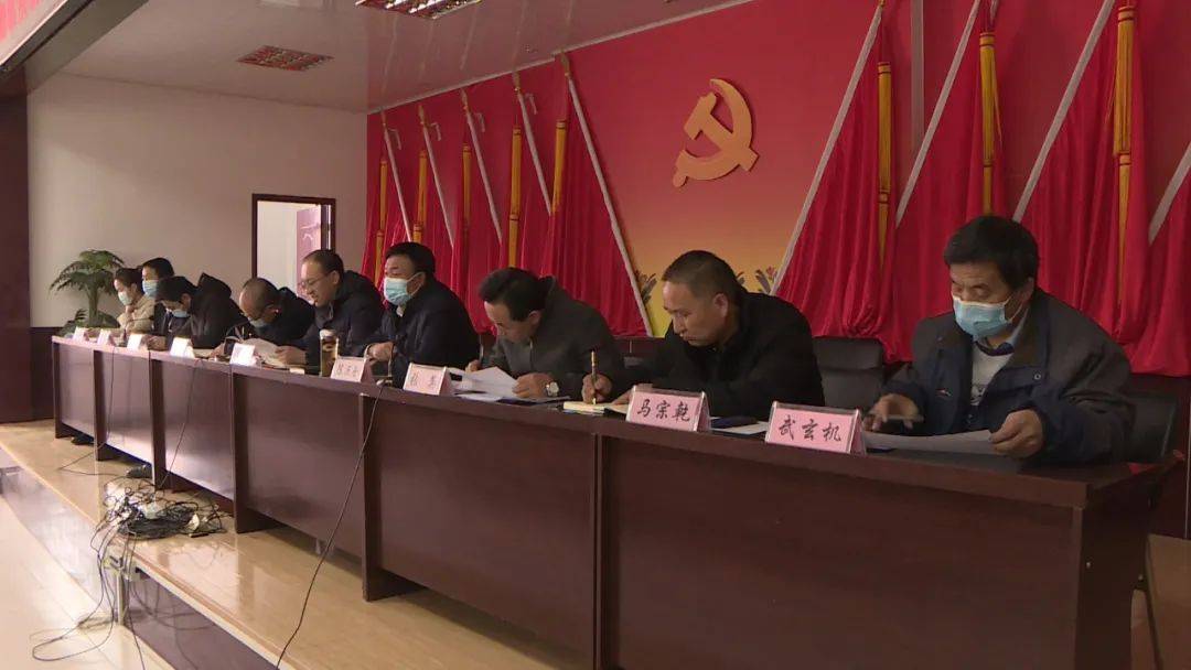 脱贫攻坚脱贫人口目标_脱贫攻坚图片(2)