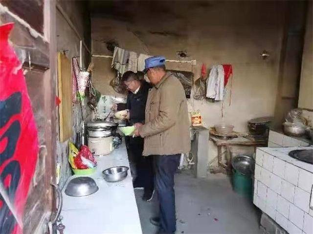 镇平县六年级成排名_镇平县公安局:这6名在逃人员被通缉