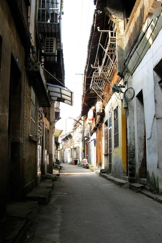 练市不是市,是一座被历史遗忘的古镇,初冬去练市享受闲暇时光_老街