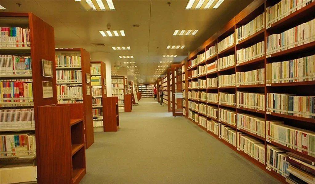 九龙坡区图书馆今日起恢复开放