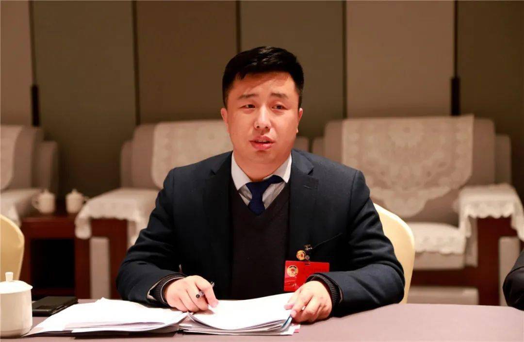 大家一致认为,宁怀彬书记的讲话高屋建瓴,催人奋进,区政协常委会工作