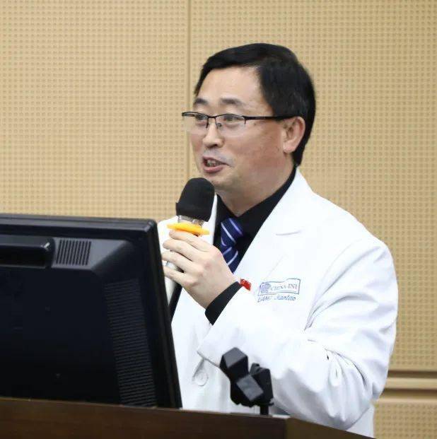 颅底和脑肿瘤中心梁建涛主任医师乙状窦后及内听道上结节入路切除中后