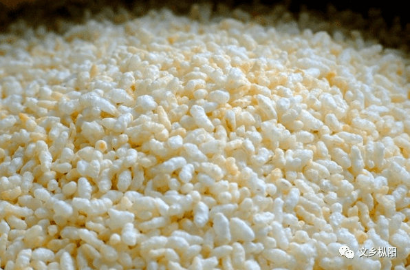 云岩闲草年味冬米留香