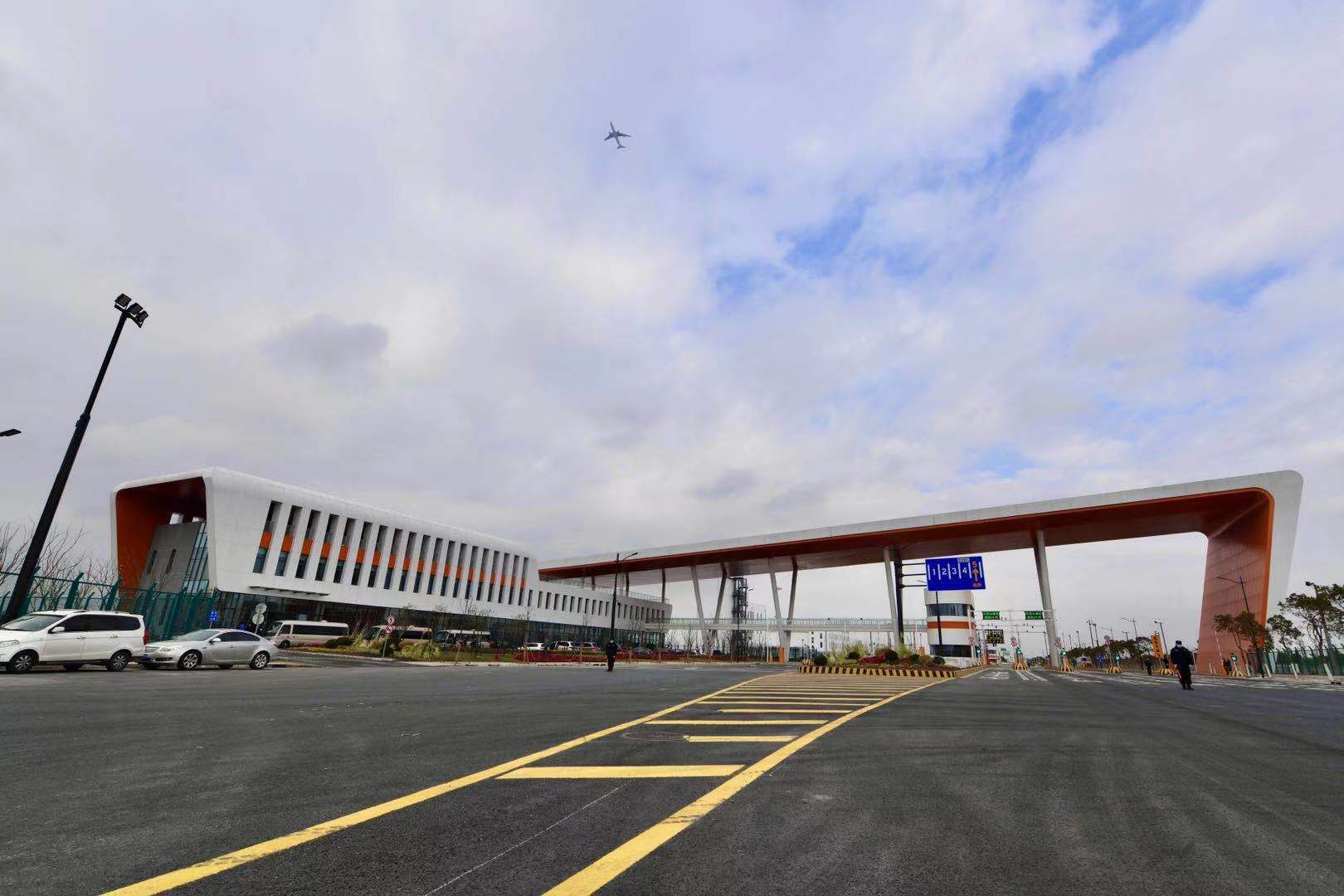 刚刚!洋山特殊综合保税区实现全域封关验收