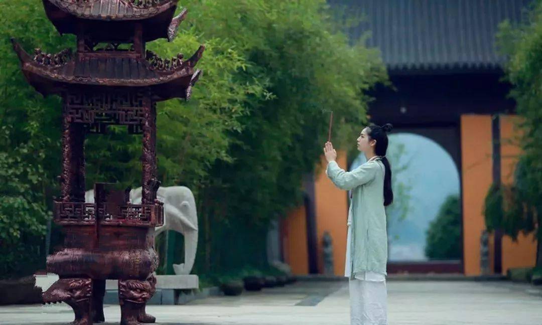 佛说：尊人者人尊，容人者人容