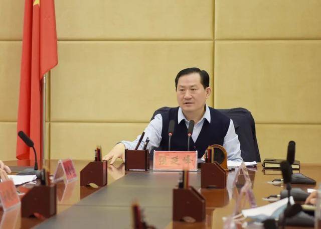 1月18日,县委书记强延峰主持召开成安县疫情防控工作调度会议,对疫情