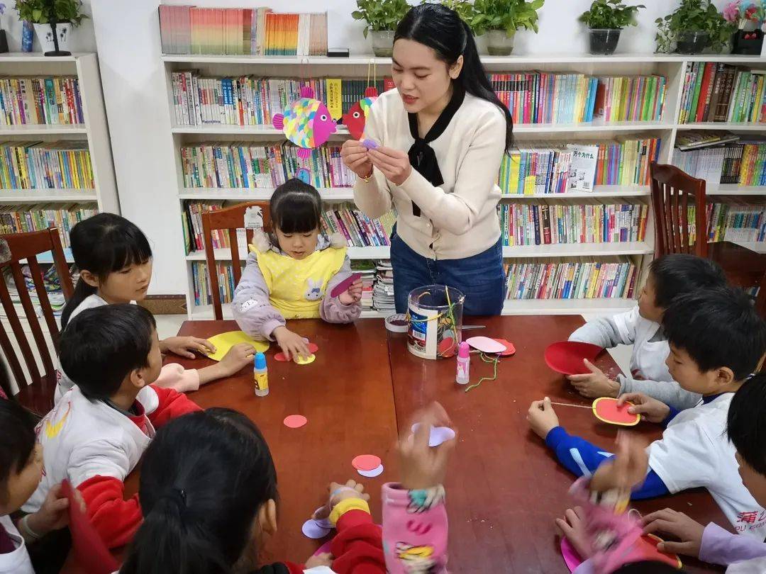 李婕妤短剧，现代舞台上的艺术魅力