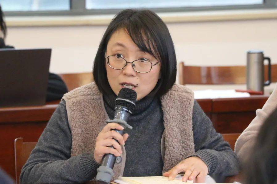 管理育人 | 聚力青春 共同发展 —— 稽山中学召开青年教师座谈会