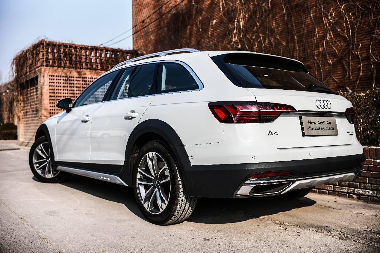 做个时尚户外达人 试驾奥迪2021款a4 allroad