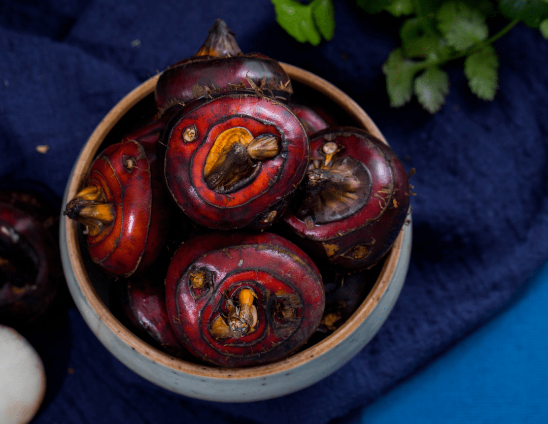 又黑又丑的它被称为"润肺之果"!路边就有_荸荠