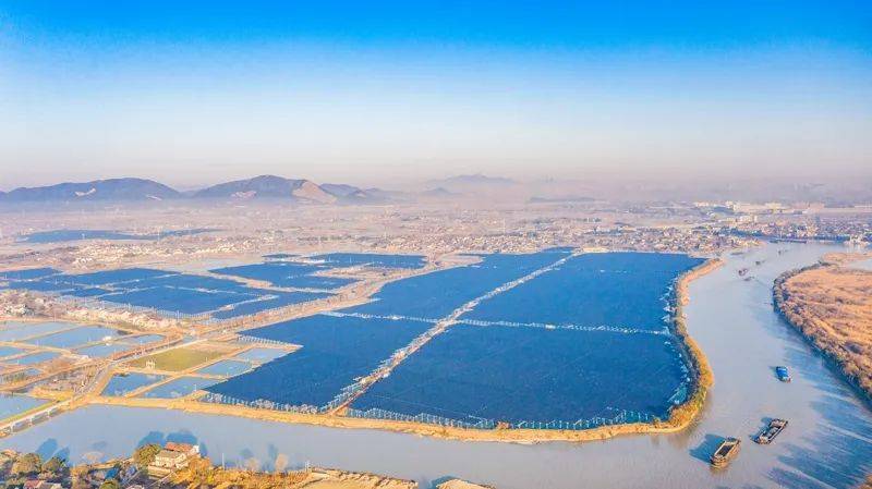 突破gdp啥意思_中国gdp突破百万亿