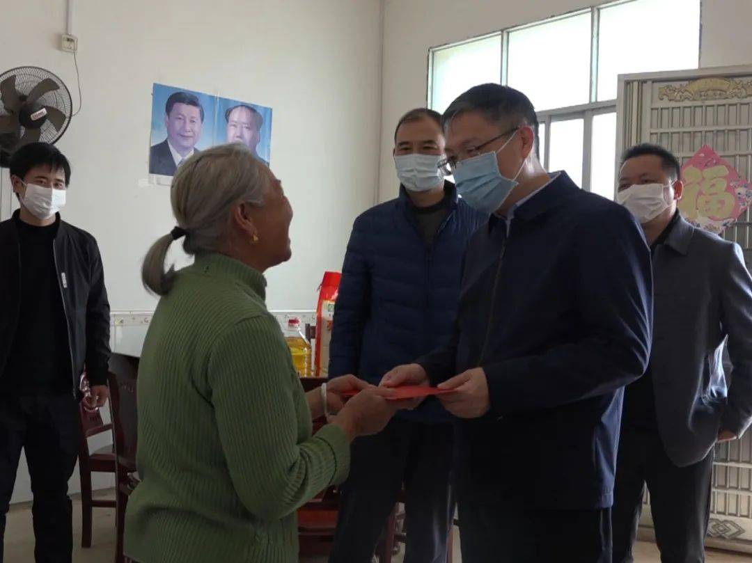 彭业明带队到安远县开展春节走访慰问活动