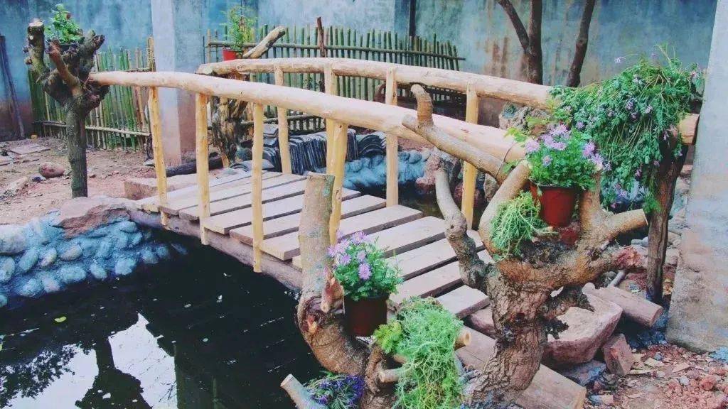 有一种向往叫:杨丽萍的宅子,李子柒的后院,李玉刚的禅房,无数人羡慕