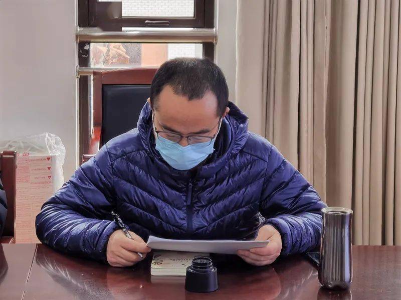 特色创建行政领先人人参与曙光中学召开特色高中评估推进研讨会