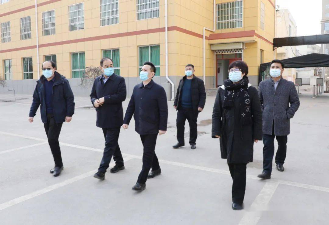 1月26日,县委副书记刘钰堂,副县长段雅乐深入我县