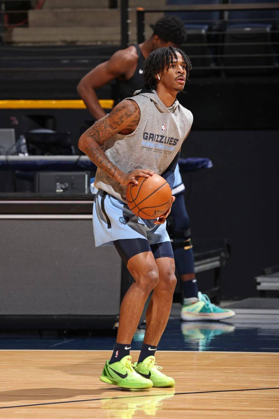 ja morant,作为nike的新势力球员,如今已经成为不折不扣的 "kobe 门徒