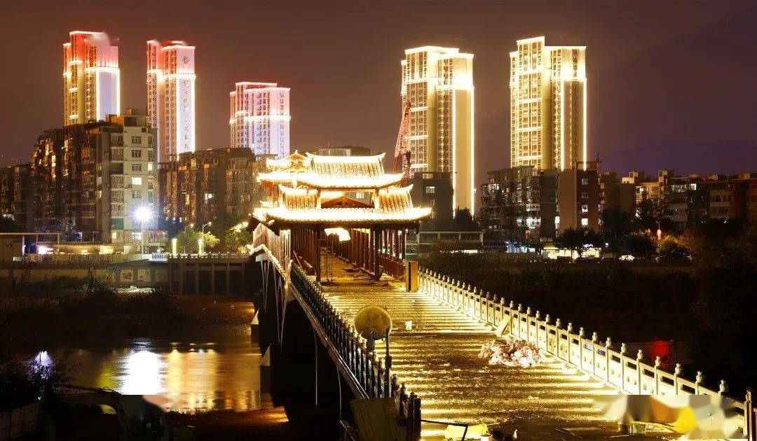 惊艳连江含光人行桥璀璨夜景抢先看