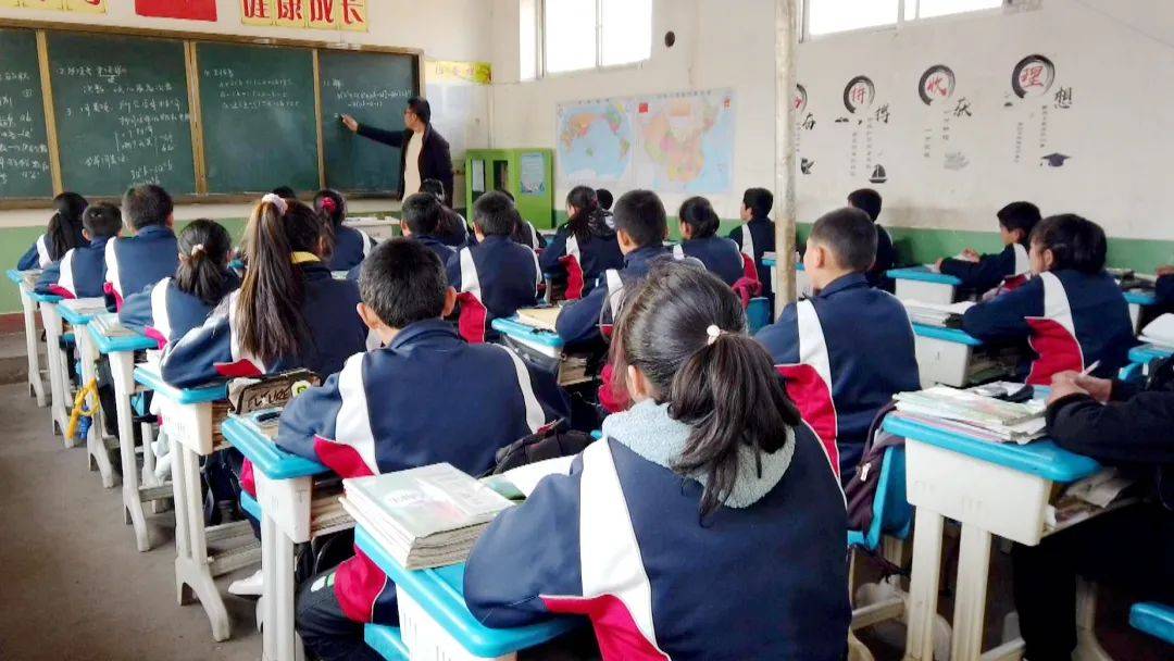 人口多教育_中国教育人口图片(3)