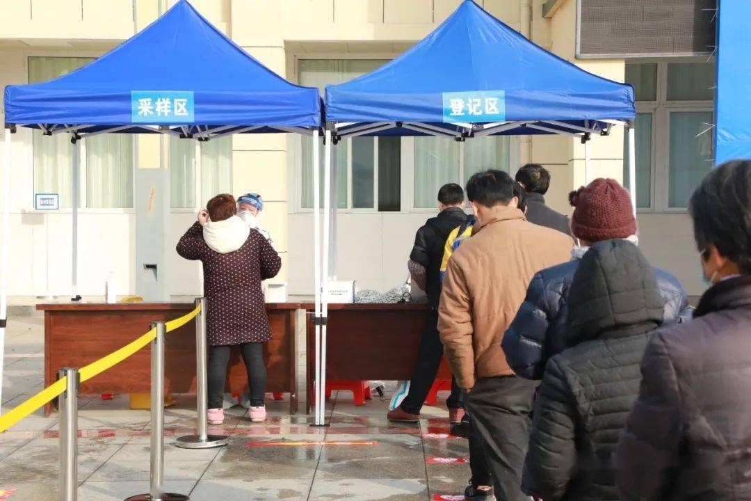 舒城县开展新冠肺炎疫情应急处置桌面 演练和全员核酸采样演练