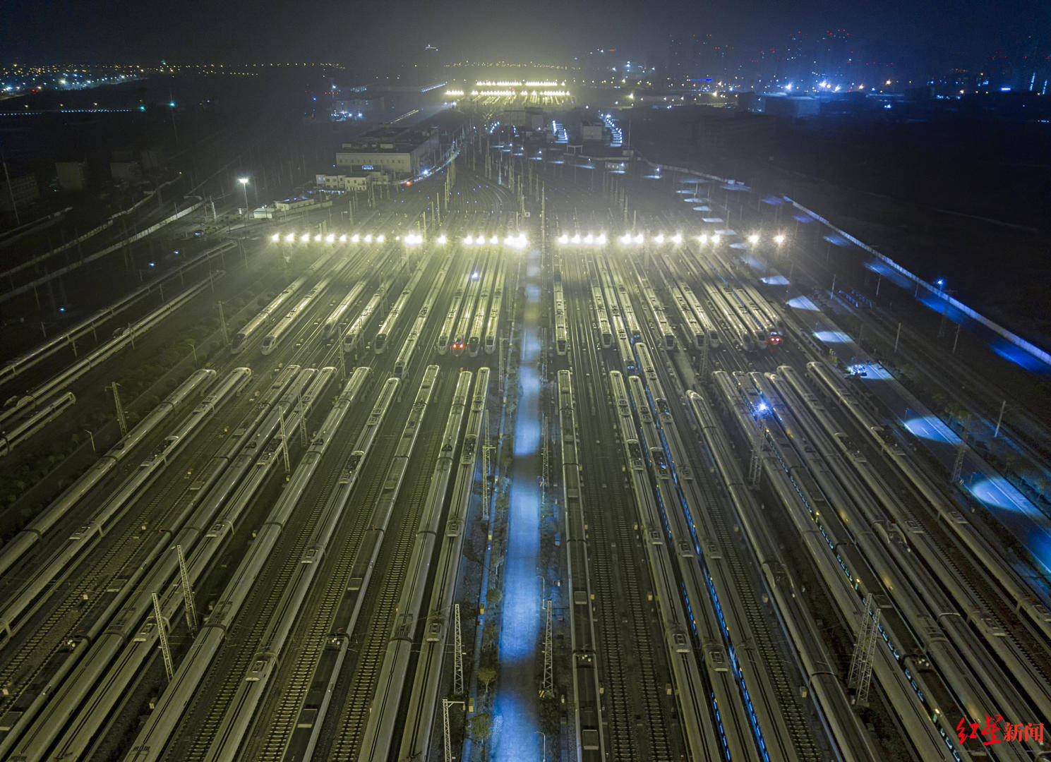 春运启幕成都动车段的休眠车辆苏醒啦