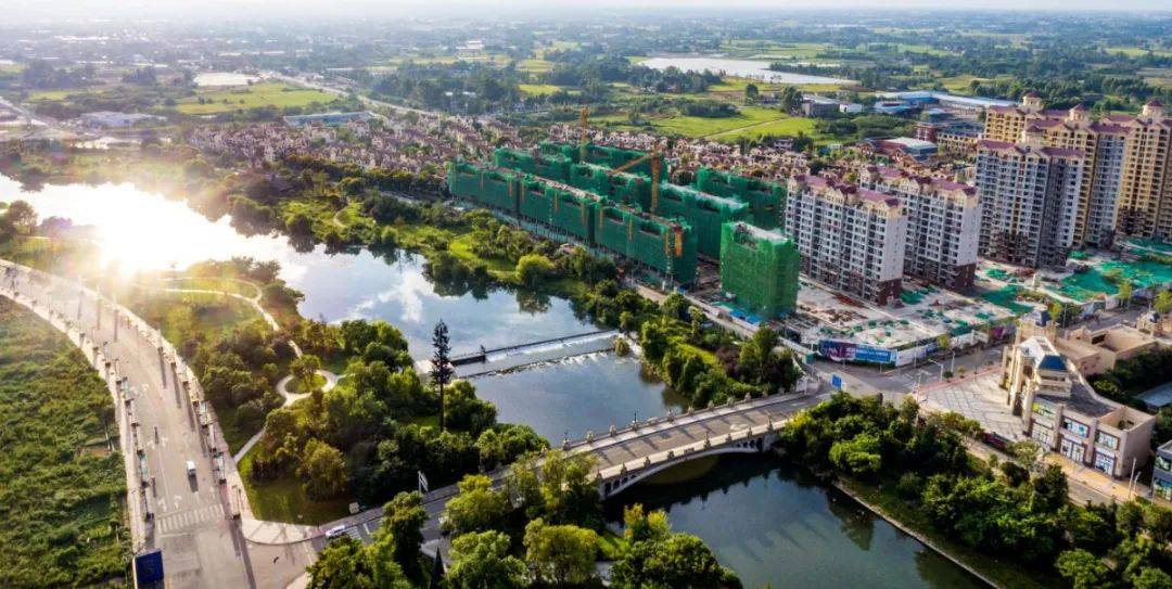 彭州gdp_西华大学彭州校区