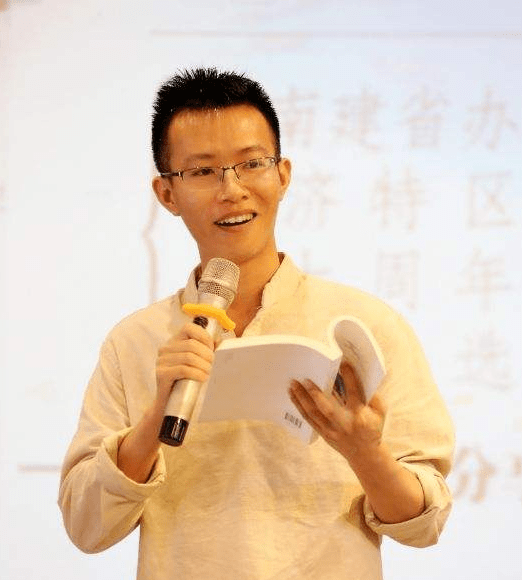 壮族人口有多少2021_壮族服饰(2)