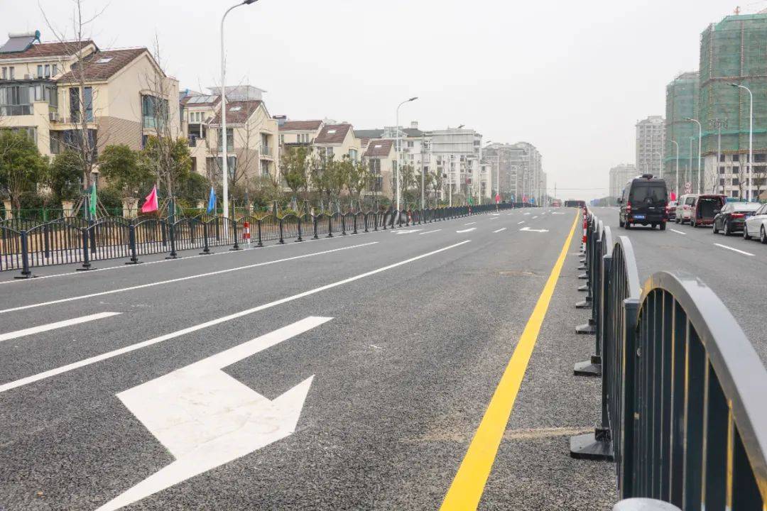 上高速不再绕路了!川南奉公路打通最后200米