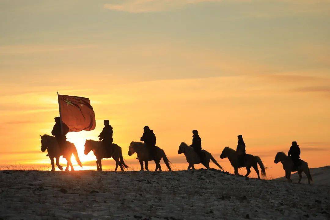 马背警队的一天这里同警不同景