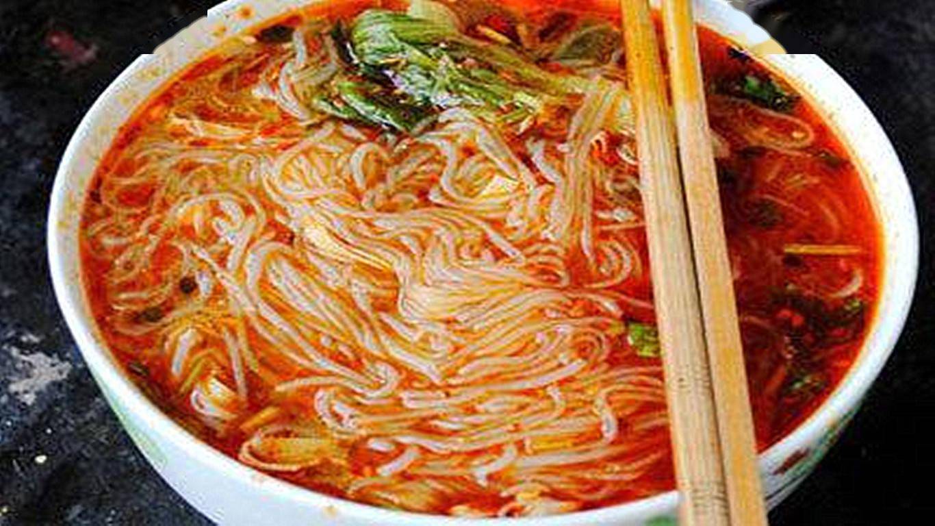 美食湖南经典家常菜红油粉丝润滑爽口味美鲜香扑面来