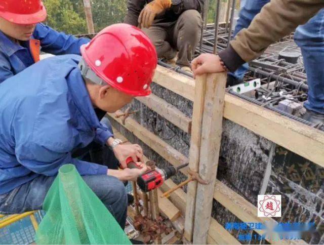 新型悬挑脚手架 | 重量降低一半,杜绝渗漏水风险,看看它如何施工?