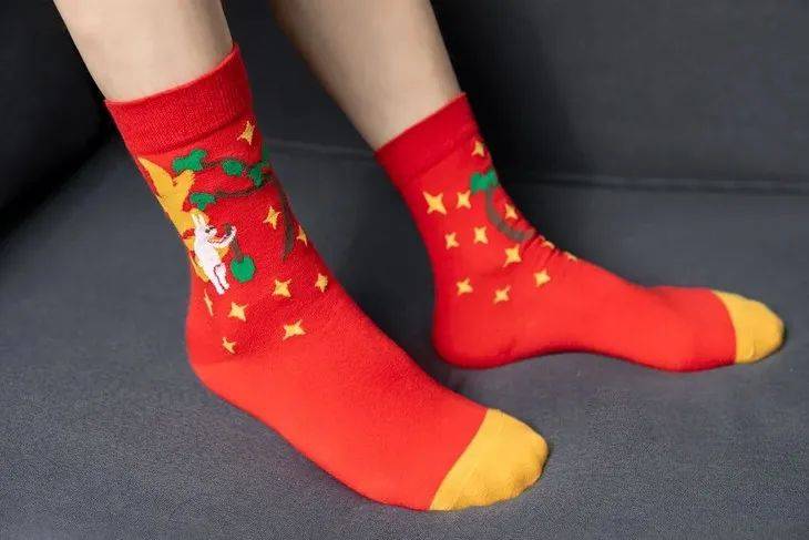 怎样做棉袜子 82d3188beca4476ba03eb451fb10bfc3.jpeg