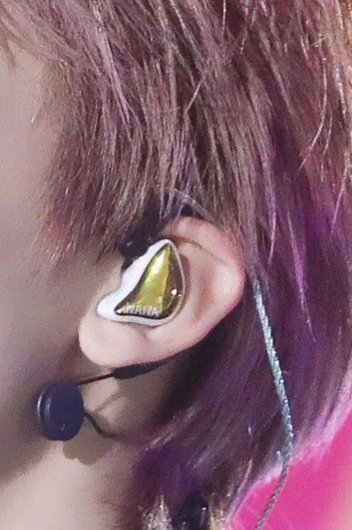 每日一问歌手的耳返里到底是什么