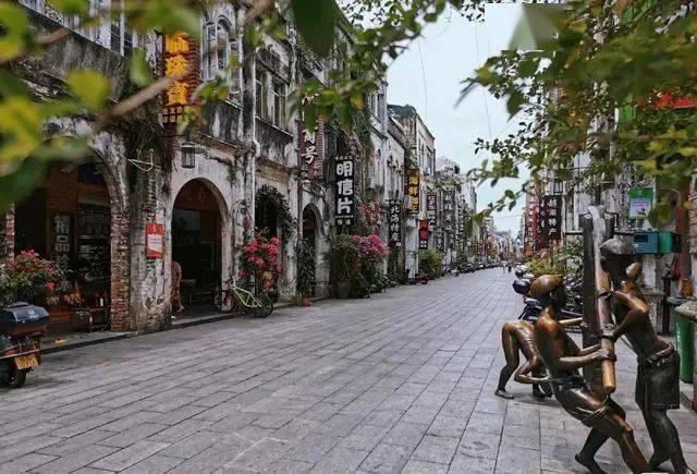 游百年老街,品老城韵味_北海