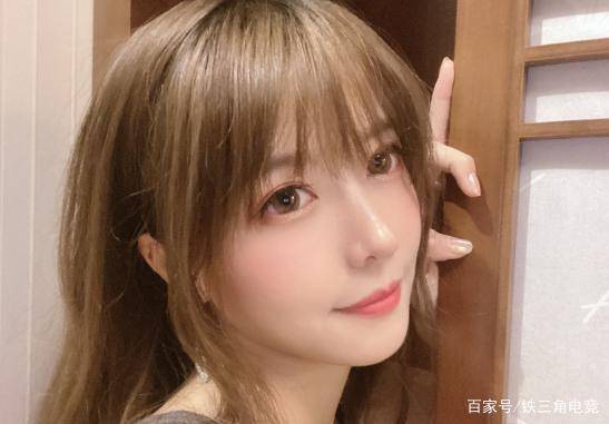 lol女解说骆歆晒自拍结果美颜滤镜太重网友p得太离谱