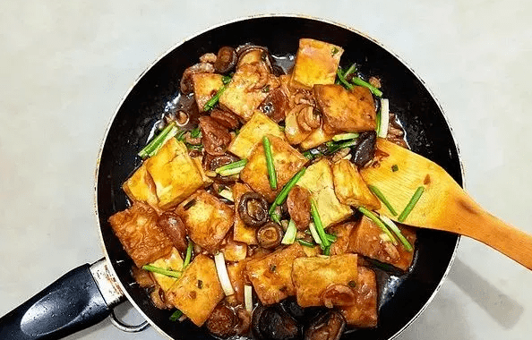 香菇炖豆腐的营养价值 154c670125cb4e228abd504b5253ecd3.png