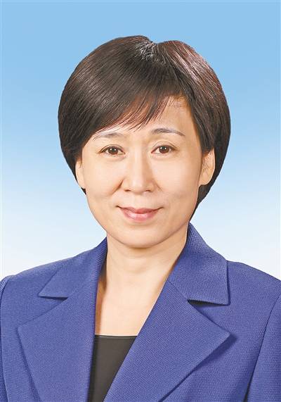 侯红,女,汉族,1967年1月生,河南社旗人,中共党员,中央党校研究生学历