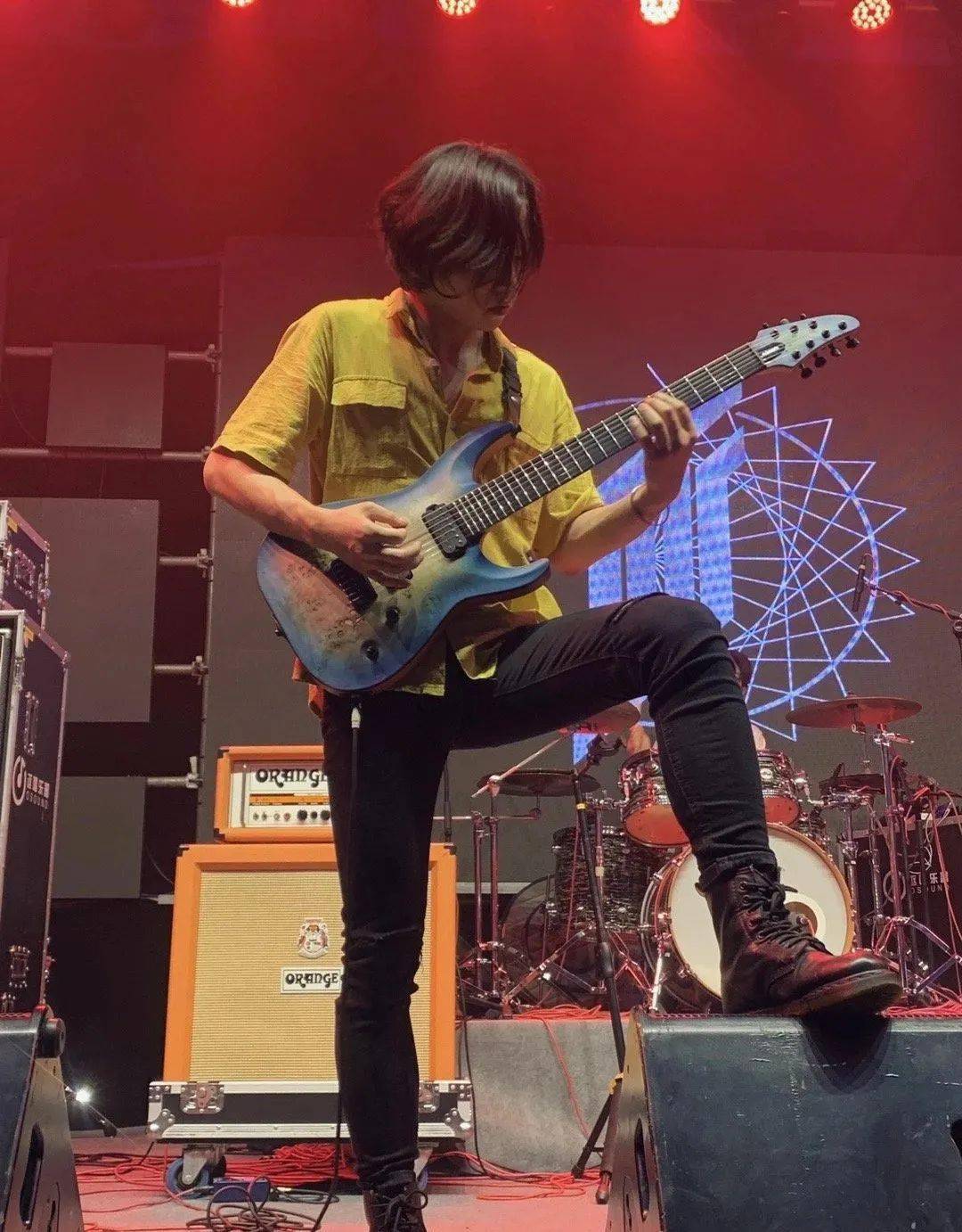 张清:从加入但丁之舟开始吧,那时候19岁,第一次感觉自己以后的人生真