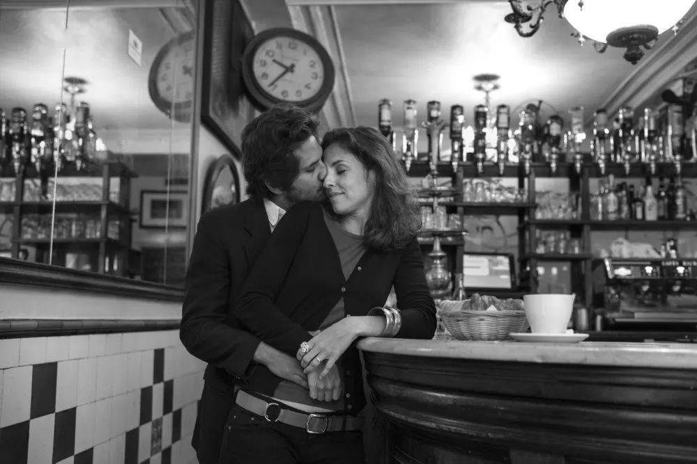 他拍下了无数 "法式热吻":巴黎这座城,天生就适合恋爱_peter