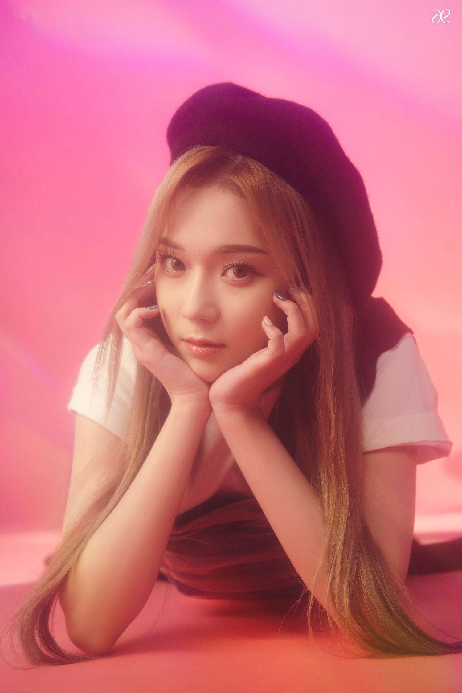 aespawintergiselleforever预告公开清新的hiteen装扮引人瞩目