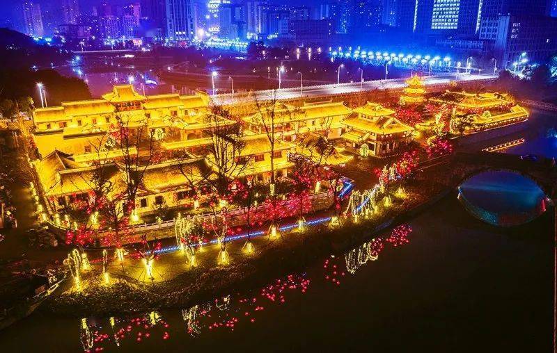 的凤嘴江河岸静谧幽美超美夜景"提前带你去打卡视频 美图"1月27日晚