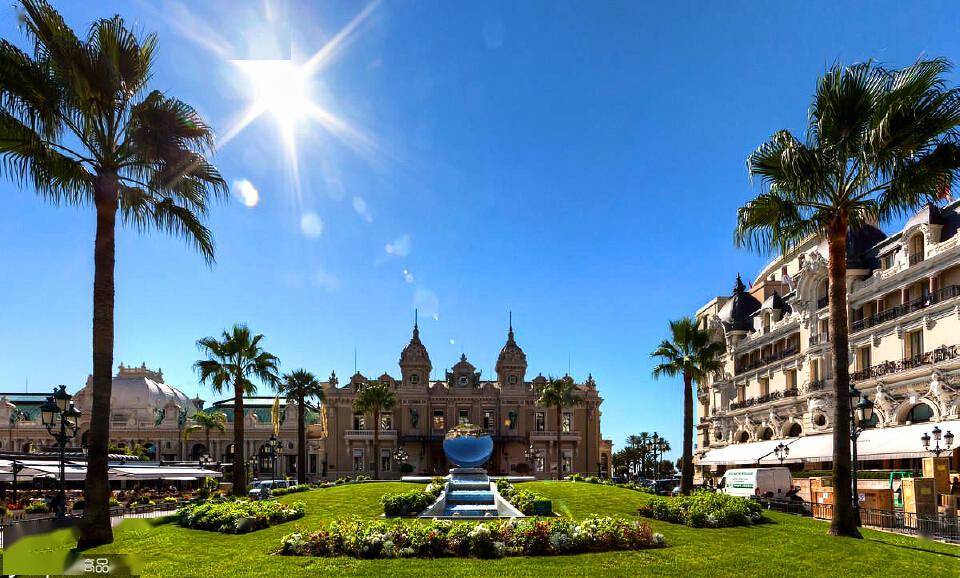 摩纳哥最好的酒店之一巴黎大酒店有着让人惊叹的美貌