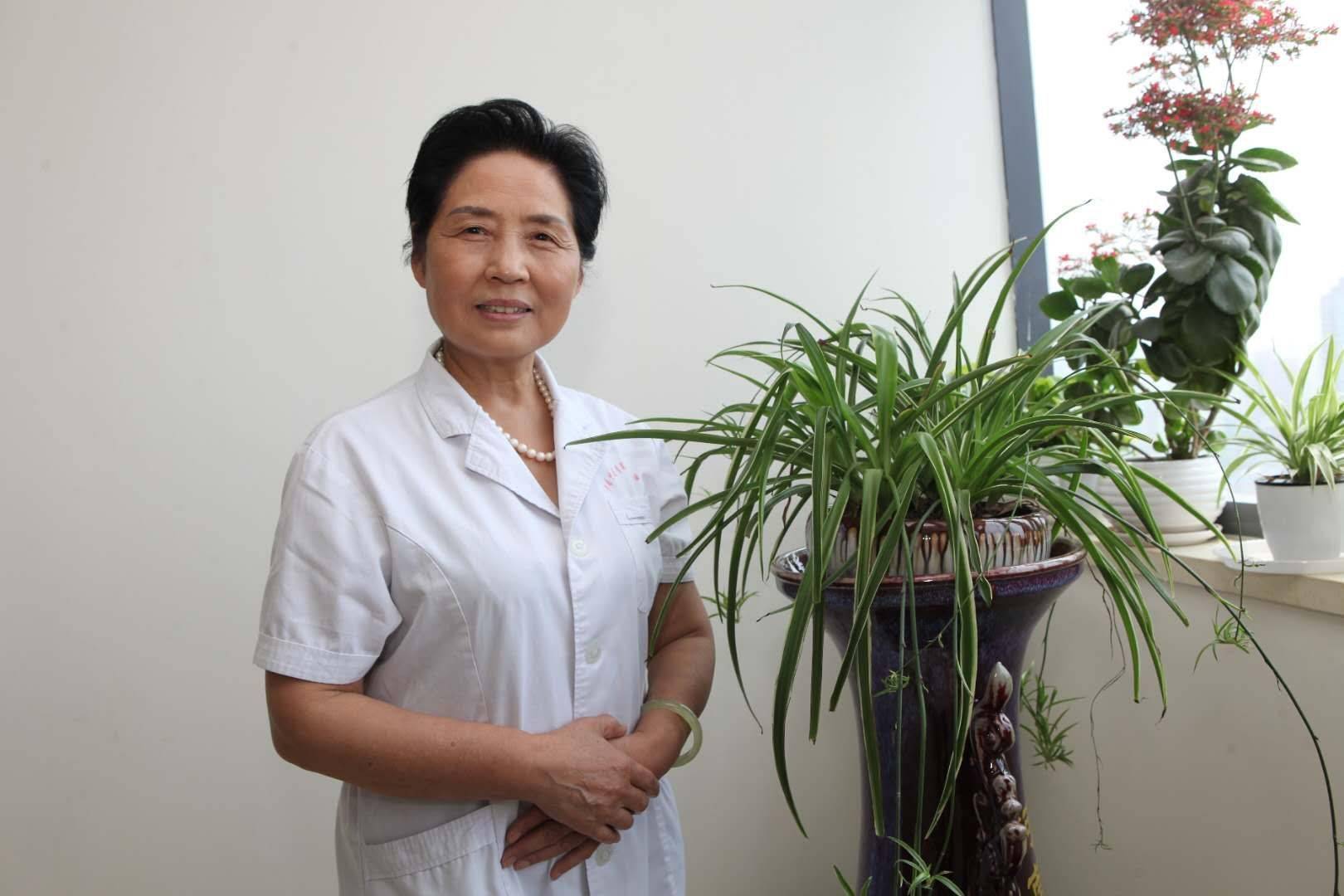 发作性头痛20年,转头时加重,用了这个中医方,标本兼治