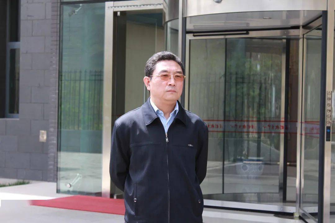 于中城肖 勤钟求是李宏伟张学东杜 斌冯俊科了一容卓 娅倪 苡本期篇目
