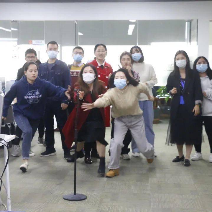 2021年会猜成语游戏_看图猜成语