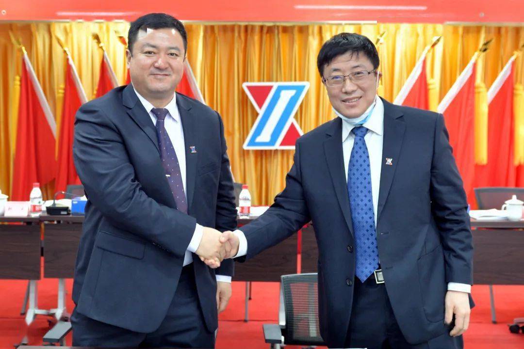 赵柱董事长_新兴重工董事长赵柱(3)