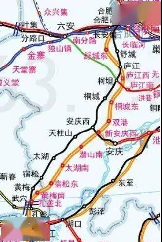 3千米,设新安庆西,潜山南,太湖南,宿松东,黄梅南,孔垄北,庐山7个车站