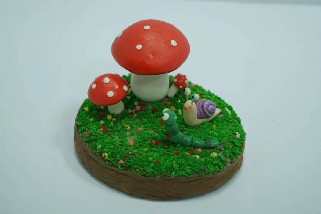 大自然的馈赠向日葵三口之家娃娃圣诞老人的礼物小猪佩奇一家小乌龟和