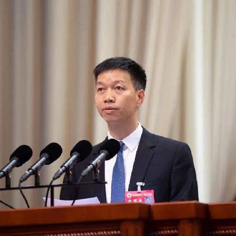 市政协常委,九三学社温州市委员会副主委,龙湾区副区长吕庆雷建议:一