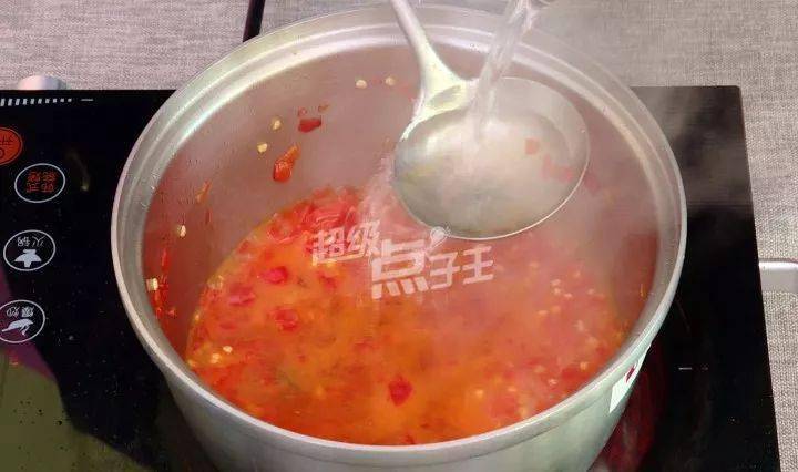 啥是热锅冷油 0bad65be6a774f718612e96fa7552eac.jpeg