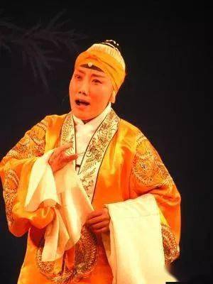 听完她的《望儿楼》才知道京剧老旦的感染力如此强烈!